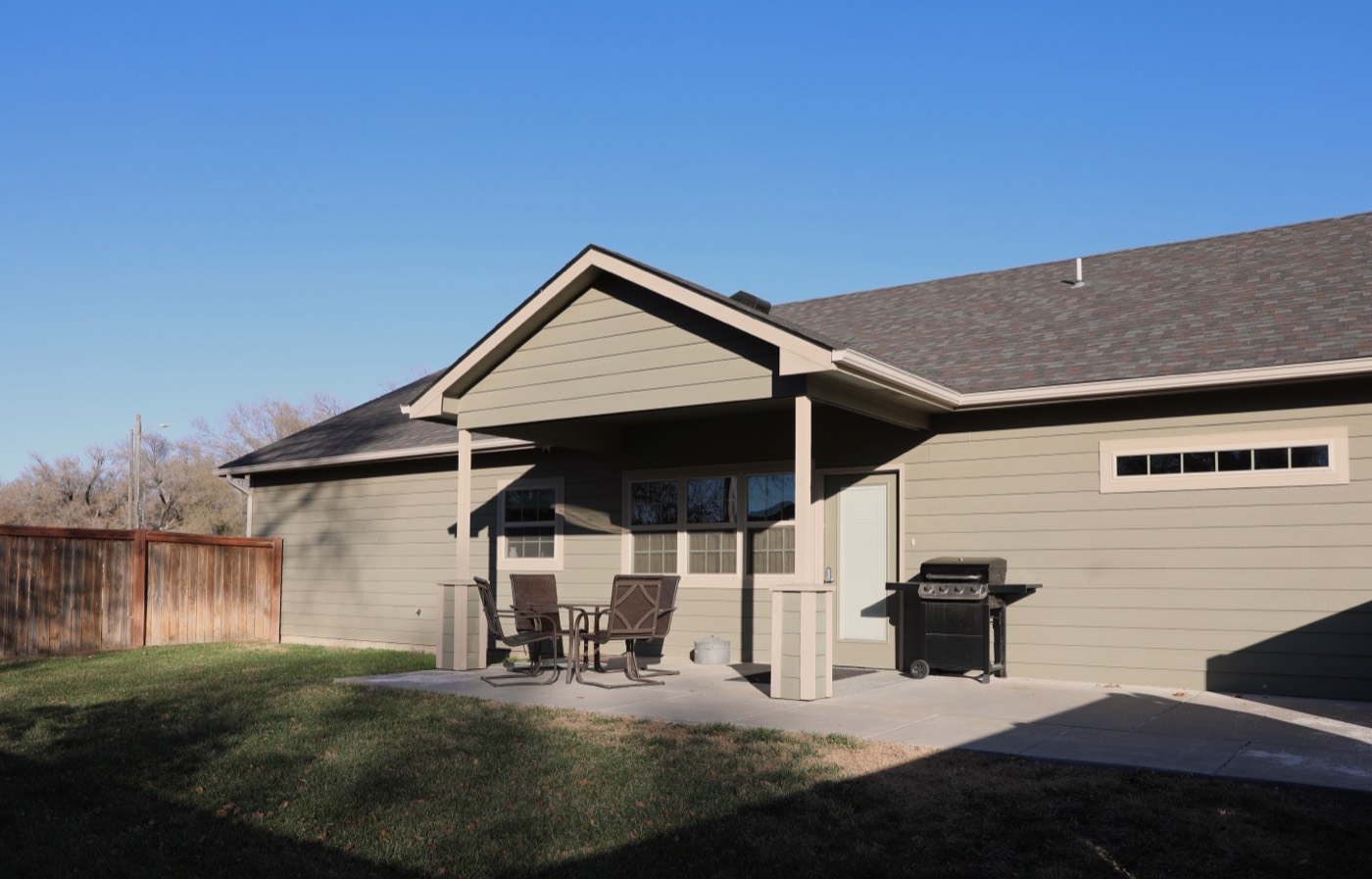 Towanda House — outdoor patio