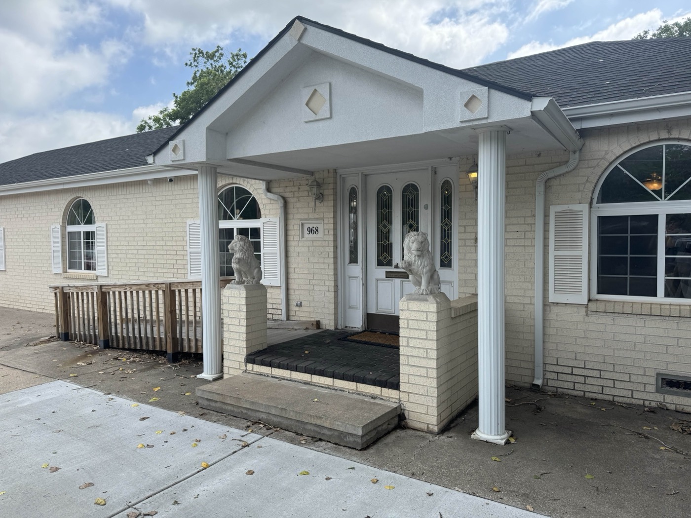 Tyler House — exterior